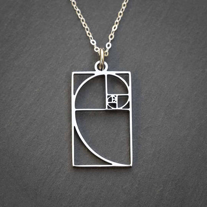 Fibonacci Necklace